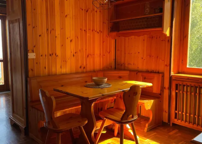 Bosco Apartment Cerise